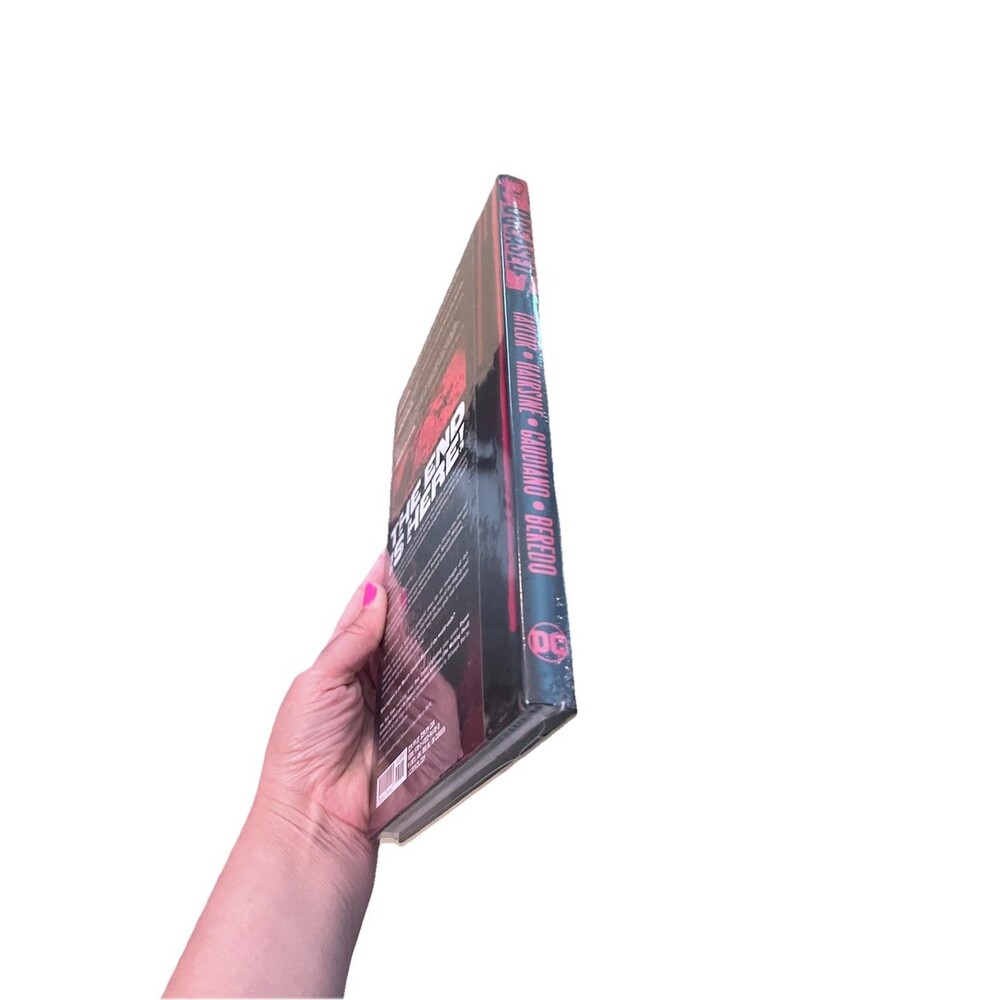 DC Unreleased Batman Hardcover - Black Cover - Picture 3 of 3
